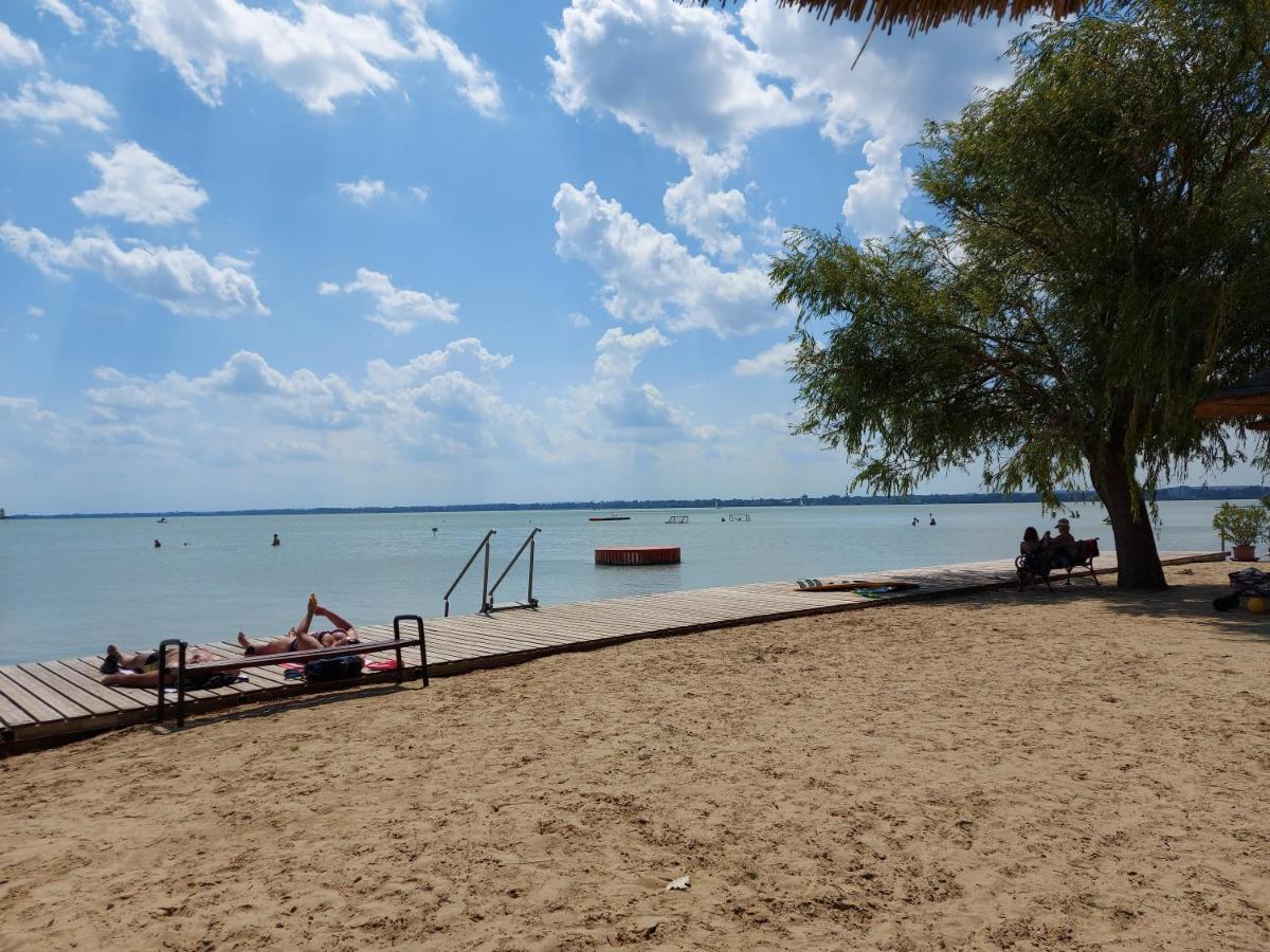 Tulipan Bungalow Camping Resort Gyenesdiás Dış mekan fotoğraf