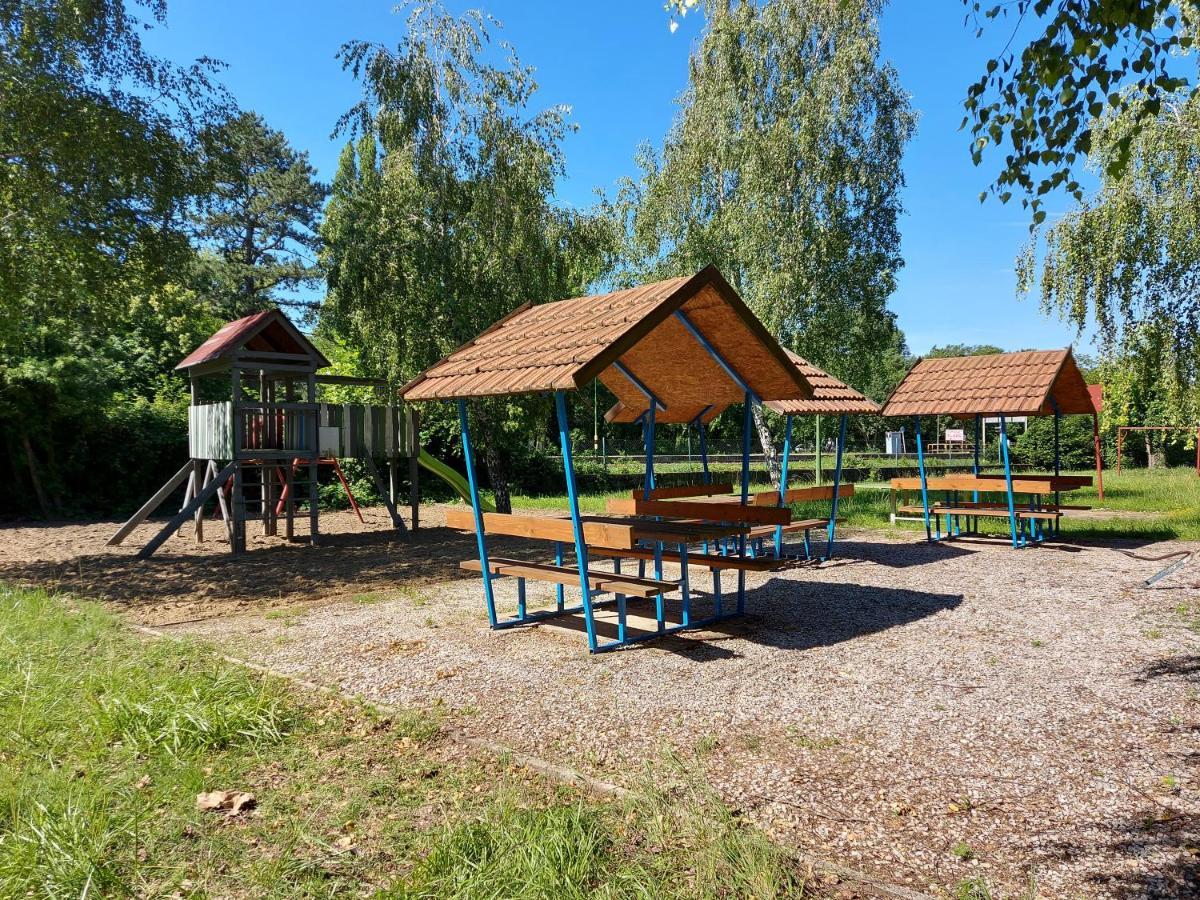 Tulipan Bungalow Camping Resort Gyenesdiás Dış mekan fotoğraf