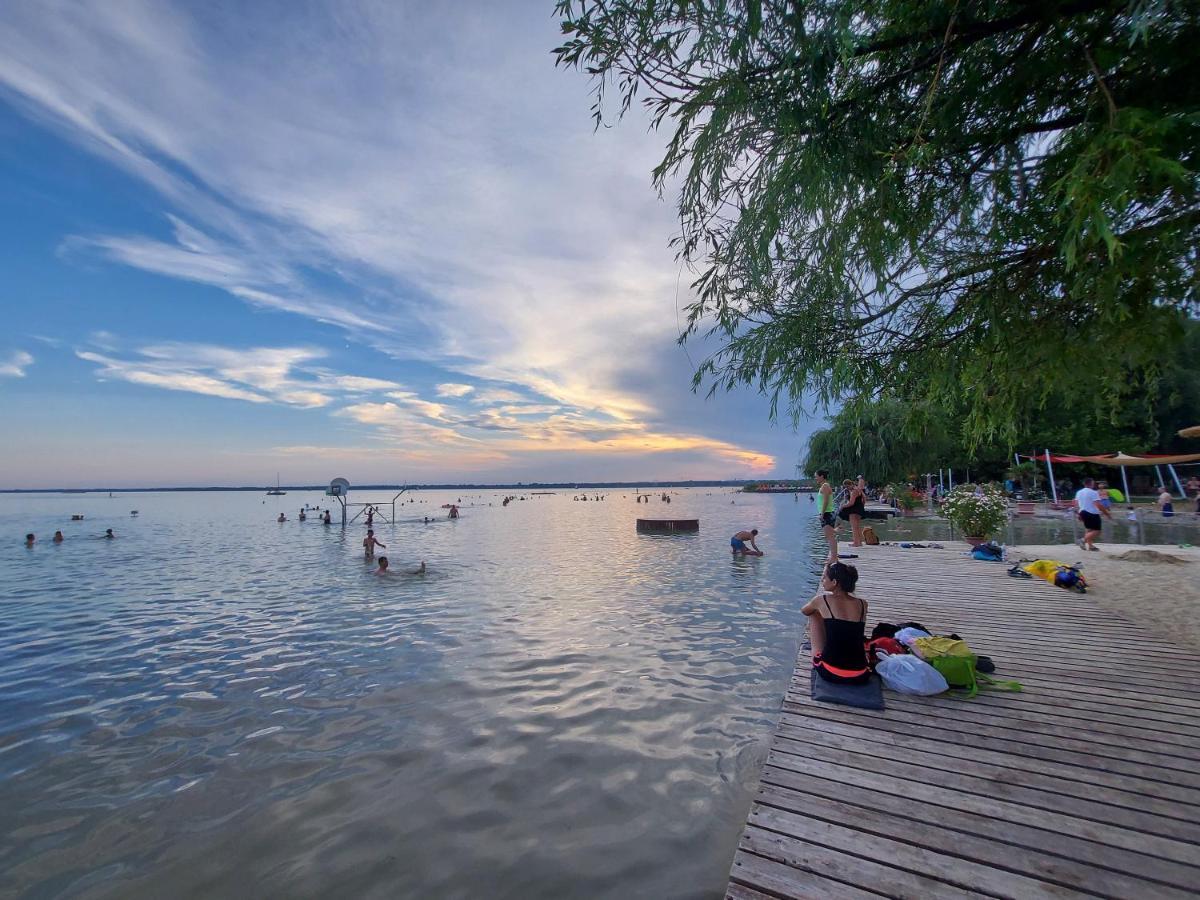 Tulipan Bungalow Camping Resort Gyenesdiás Dış mekan fotoğraf