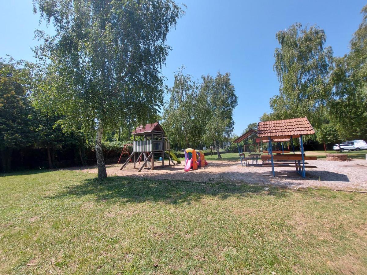Tulipan Bungalow Camping Resort Gyenesdiás Dış mekan fotoğraf